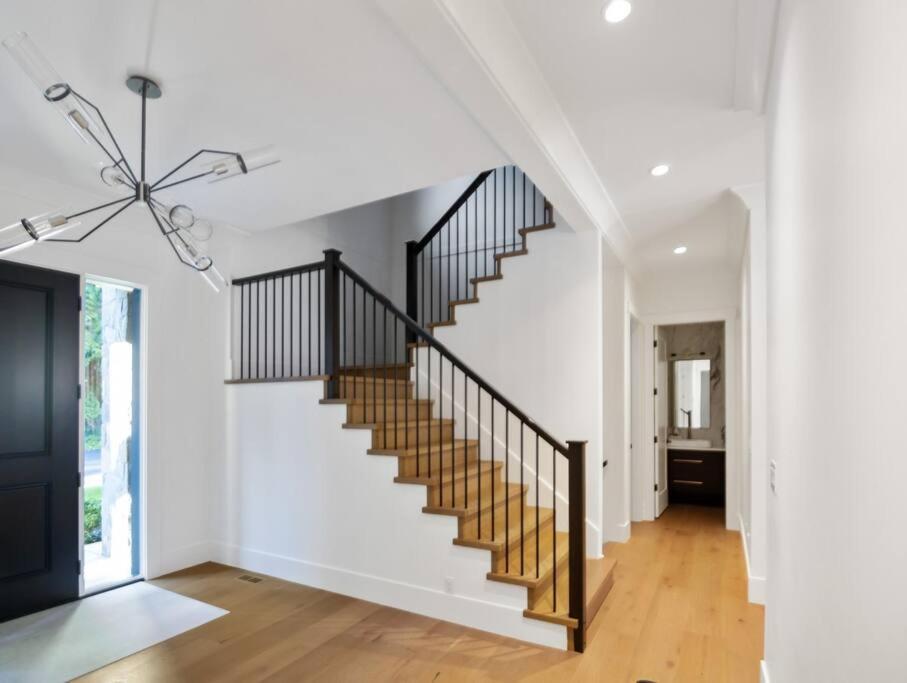 The Fernridge Estate: 5Bd Family Retreat! Vila Langley Exterior foto